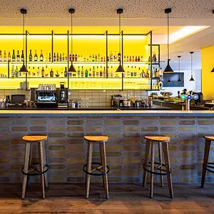 מלון Mercure Domaine De Marlioz &